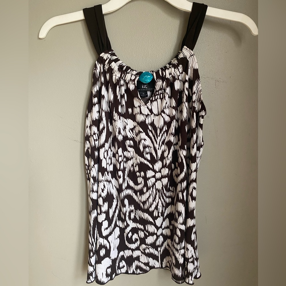 Iz Byer California Business Casual Tank Top